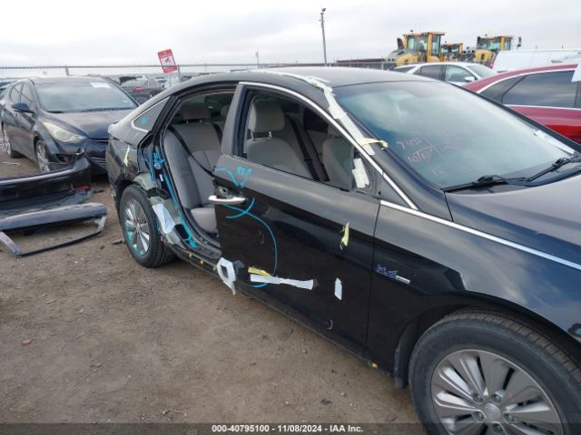 KMHE24L3XHA061371 Hyundai Sonata Hybrid Se