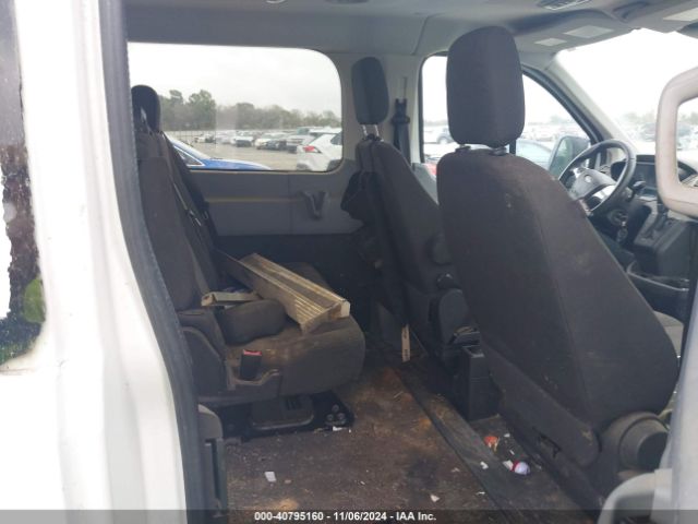 1FBZX2ZM2GKA20547 Ford Transit-350 Xlt
