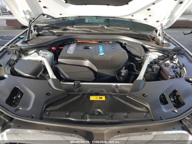 WBAJA9C52JB253093 BMW 530e Iperformance