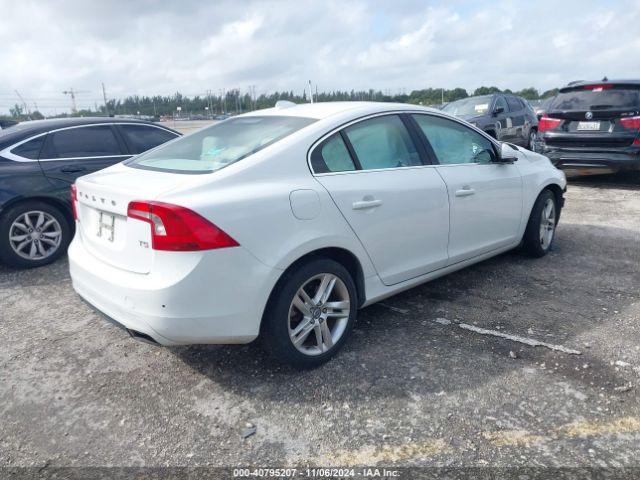 YV140MFK6F1347279 Volvo S60 T5 Premier