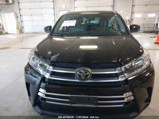 Toyota Highlander Limited Platinum 2019 5TDDZRFH3KS984091 Image 13