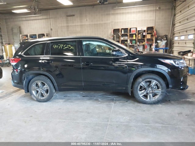 Toyota Highlander Limited Platinum 2019 5TDDZRFH3KS984091 Image 14