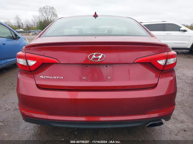 Hyundai SONATA SE 2015 5NPE24AF0FH122105 Image 15