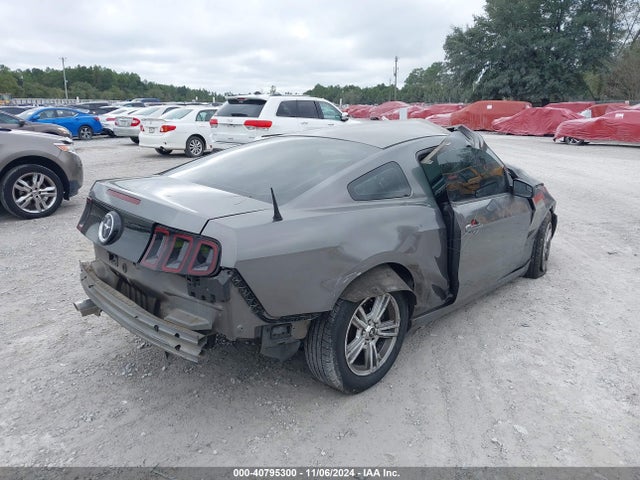Ford Mustang V6 2014 1ZVBP8AMXE5313116 Image 4