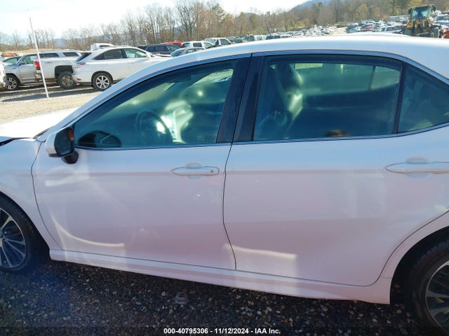 Toyota CAMRY SE 2018 4T1B11HKXJU054686 Image 14