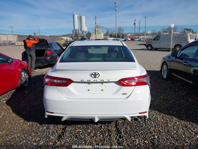 Toyota CAMRY SE 2018 4T1B11HKXJU054686 Image 16