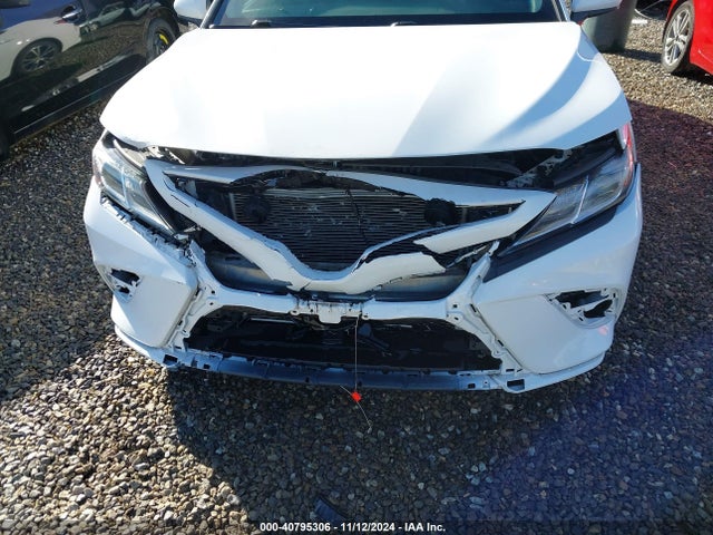 Toyota CAMRY SE 2018 4T1B11HKXJU054686 Image 6