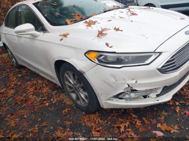 3FA6P0HDXHR326841 Ford FUSION SE