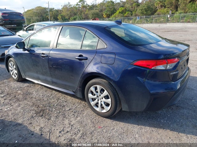 Toyota COROLLA LE 2021 JTDEPMAE3MJ135072 Image 3