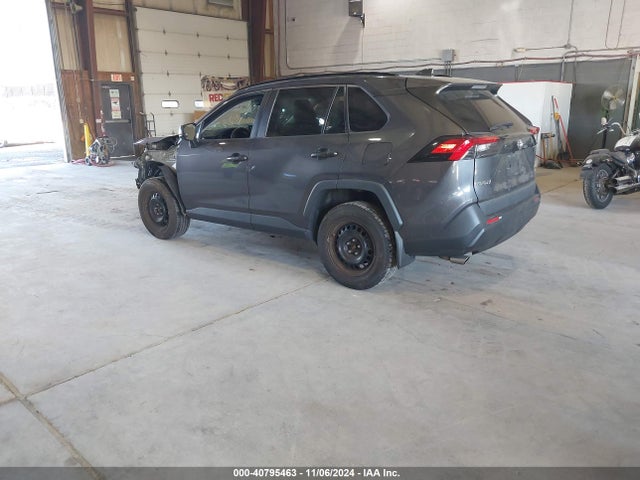 Toyota RAV4 LE 2020 2T3F1RFV8LW092778 Image 3