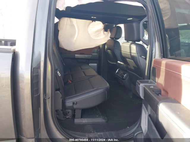 Ford F-150 Lariat 2023 1FTFW1E88PFD10949 Image 8