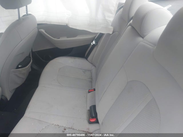 Hyundai SONATA SE 2019 5NPE24AF5KH791853 Image 8