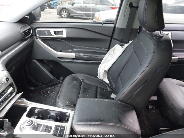 Ford EXPLORER XLT 2022 1FMSK7DH7NGC51748 Image 5