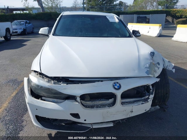 BMW 328I 2015 WBA3C1C5XFK122568 Image 11