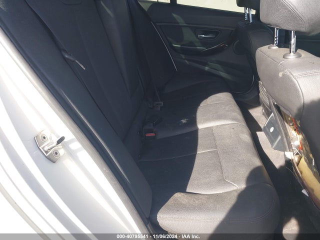 BMW 328I 2015 WBA3C1C5XFK122568 Image 8