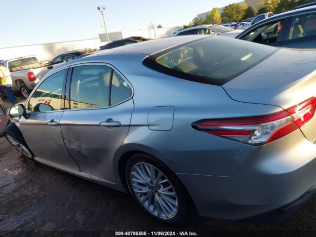 4T1B11HK8JU059708 Toyota CAMRY XLE
