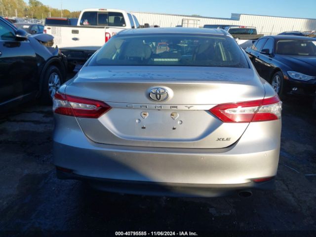 4T1B11HK8JU059708 Toyota CAMRY XLE