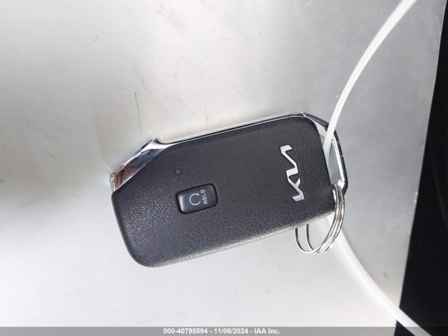 KIA Niro Ev S 2022 KNDCC3LG1N5160770 Image 11