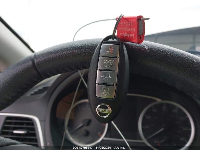 Nissan SENTRA SV 2017 3N1AB7AP9HY266219 Image 11