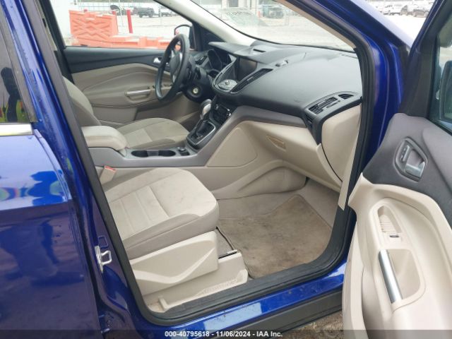 1FMCU0GX5EUB70984 Ford ESCAPE SE