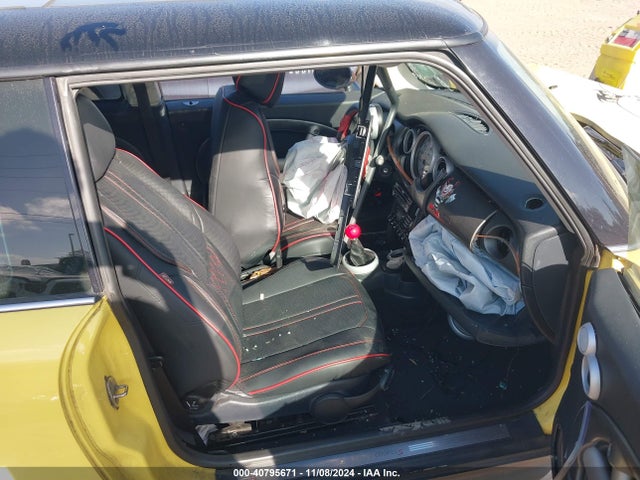 2003 MINI COOPER S WMWRE33493TD72884 Photo 4