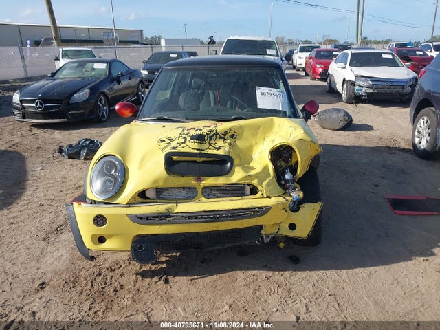 2003 MINI COOPER S WMWRE33493TD72884 Photo 5