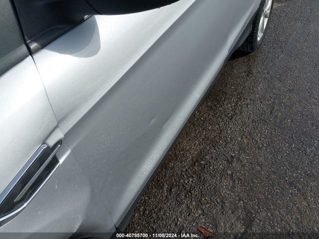 1FMCU0GD6HUA40786 Ford ESCAPE SE