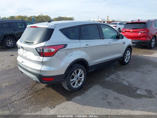 1FMCU0GD6HUA40786 Ford ESCAPE SE