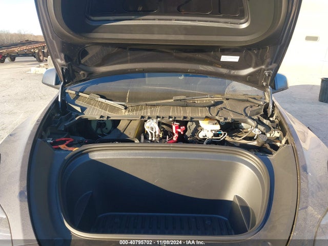 2023 TESLA MODEL Y 7SAYGDEF0PF830009 Photo 9
