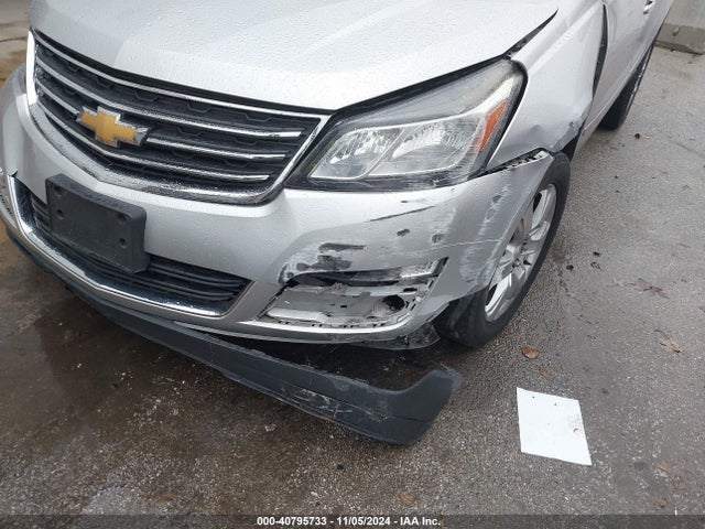 1GNKRGKDXHJ335724 Chevrolet Traverse 1lt