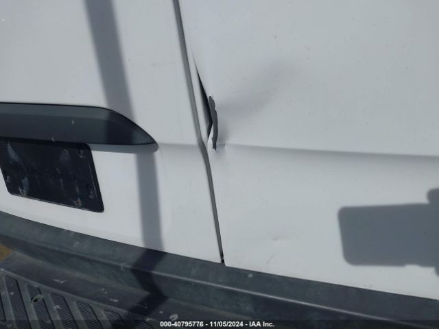 WD4PF1CD7KT014437 Mercedes-Benz Sprinter 2500 High Roof V6