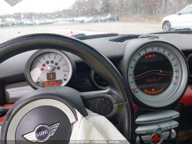 2008 MINI COOPER S WMWMF73538TT93547 Photo 6