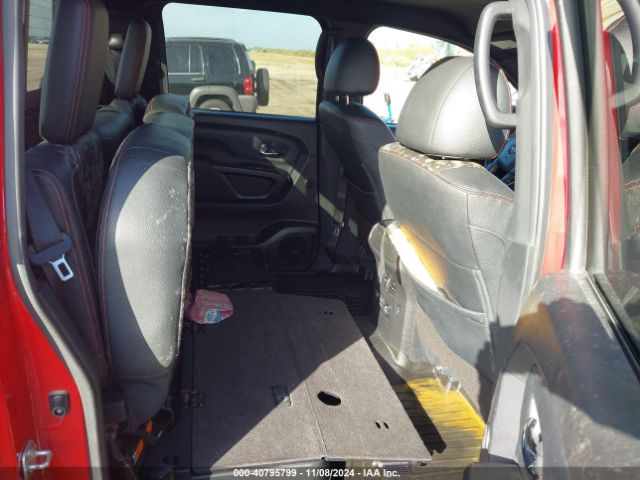 1N6AA1ED7NN101370 Nissan Titan Pro-4x 4x4