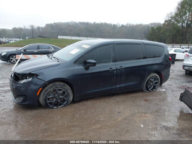 2C4RC1FGXKR715532 Chrysler Pacifica Touring Plus