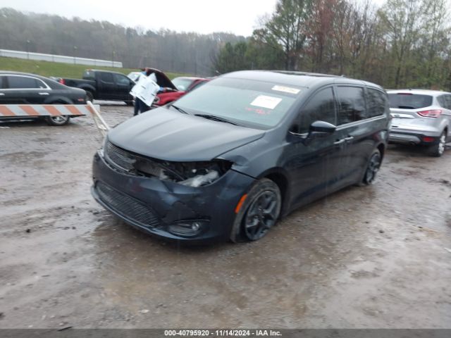 2019 CHRYSLER PACIFICA 2C4RC1FGXKR715532 Photo 1
