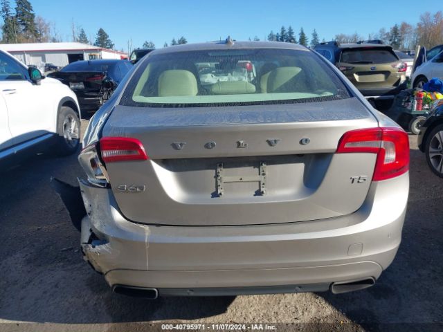 YV126MFK7F1350293 Volvo S60 T5 Premier