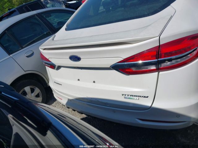 3FA6P0K96LR122213 Ford Fusion Titanium