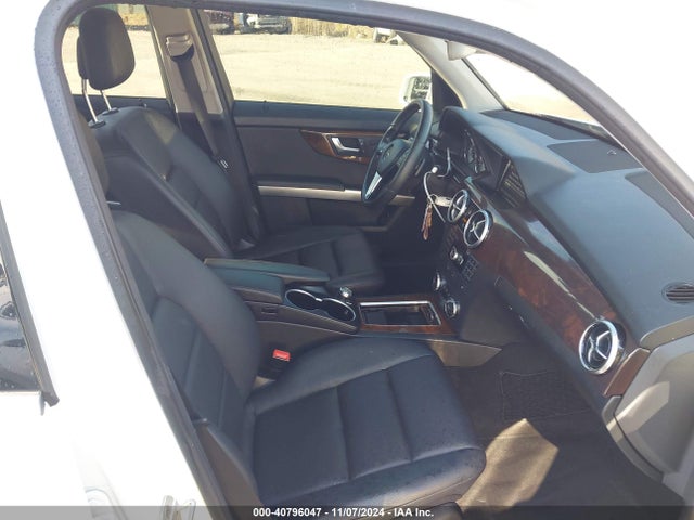 WDCGG8JB8FG440115 Mercedes-Benz Glk 350 4matic