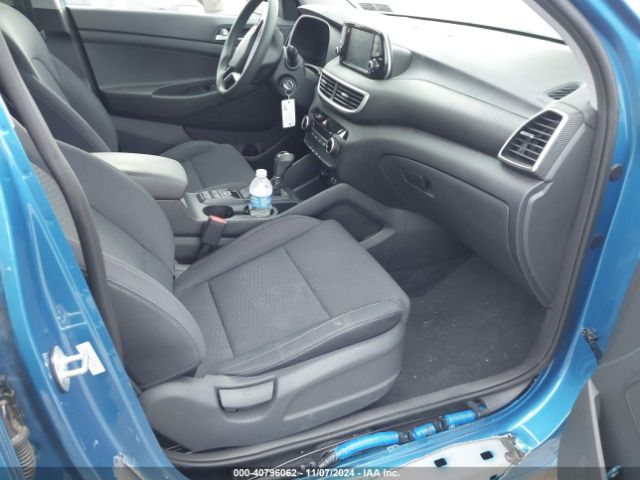 KM8J2CA47LU146213 Hyundai TUCSON SE
