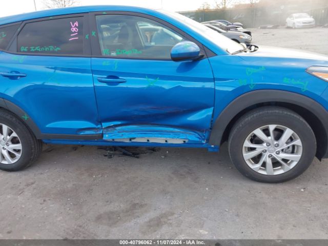 KM8J2CA47LU146213 Hyundai TUCSON SE