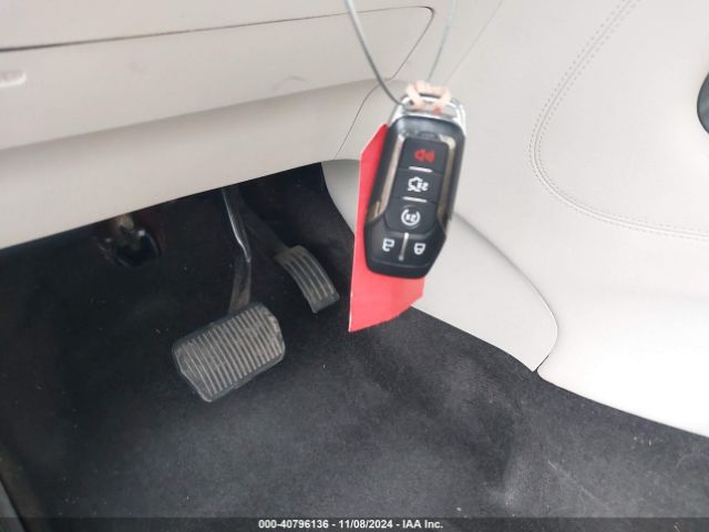 5LMCJ3C99GUJ03614 Lincoln Mkc Reserve