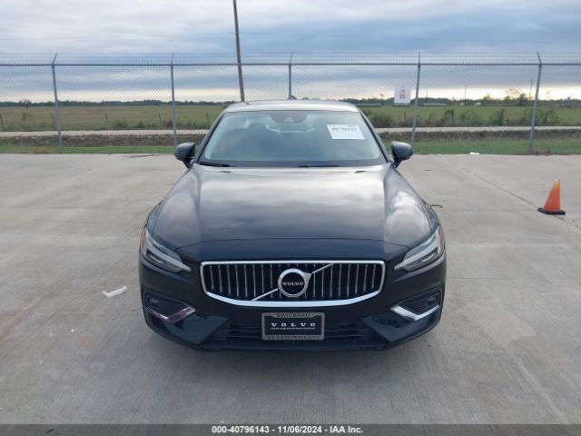 7JR102FL4KG002119 Volvo S60 T5 Inscription