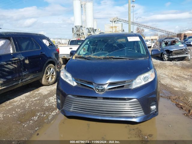 5TDYZ3DC6JS919899 Toyota Sienna Xle 8 Passenger