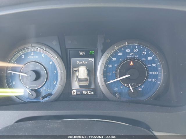 5TDYZ3DC6JS919899 Toyota Sienna Xle 8 Passenger