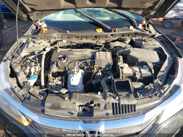 1HGCR2F31HA227172 Honda ACCORD LX
