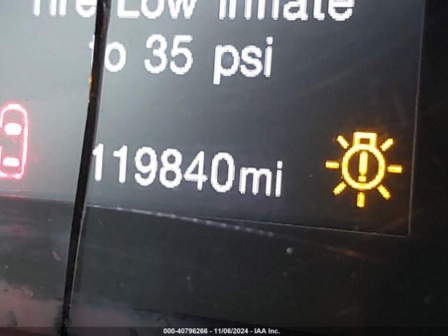 ZACCJBBB8HPF18318 Jeep Renegade Latitude 4x4