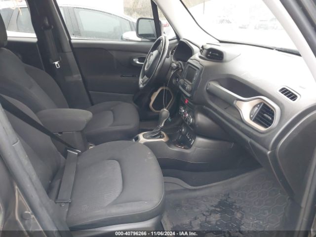 ZACCJBBB8HPF18318 Jeep Renegade Latitude 4x4