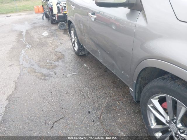 5XYKWDA7XEG476624 KIA Sorento Limited V6