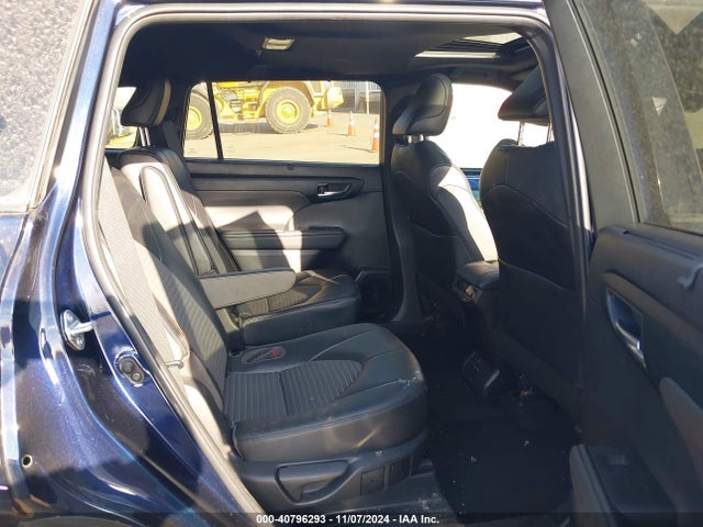 Toyota Highlander Xse 2022 5TDLZRBH7NS243951 Image 8