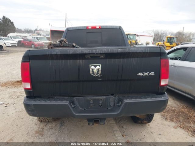 3C6UR5DL2JG368399 RAM 2500 Big Horn  4x4 6'4 Box
